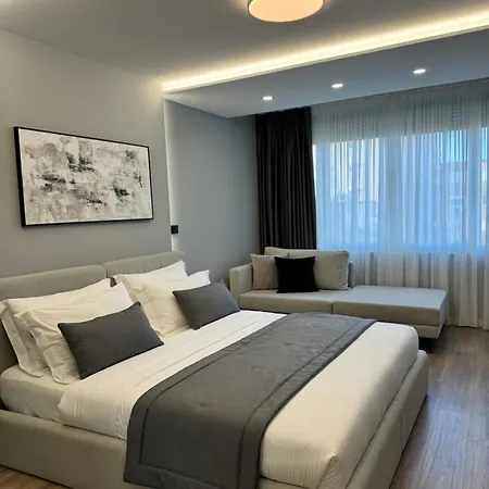 L'Hotel Tirana-2